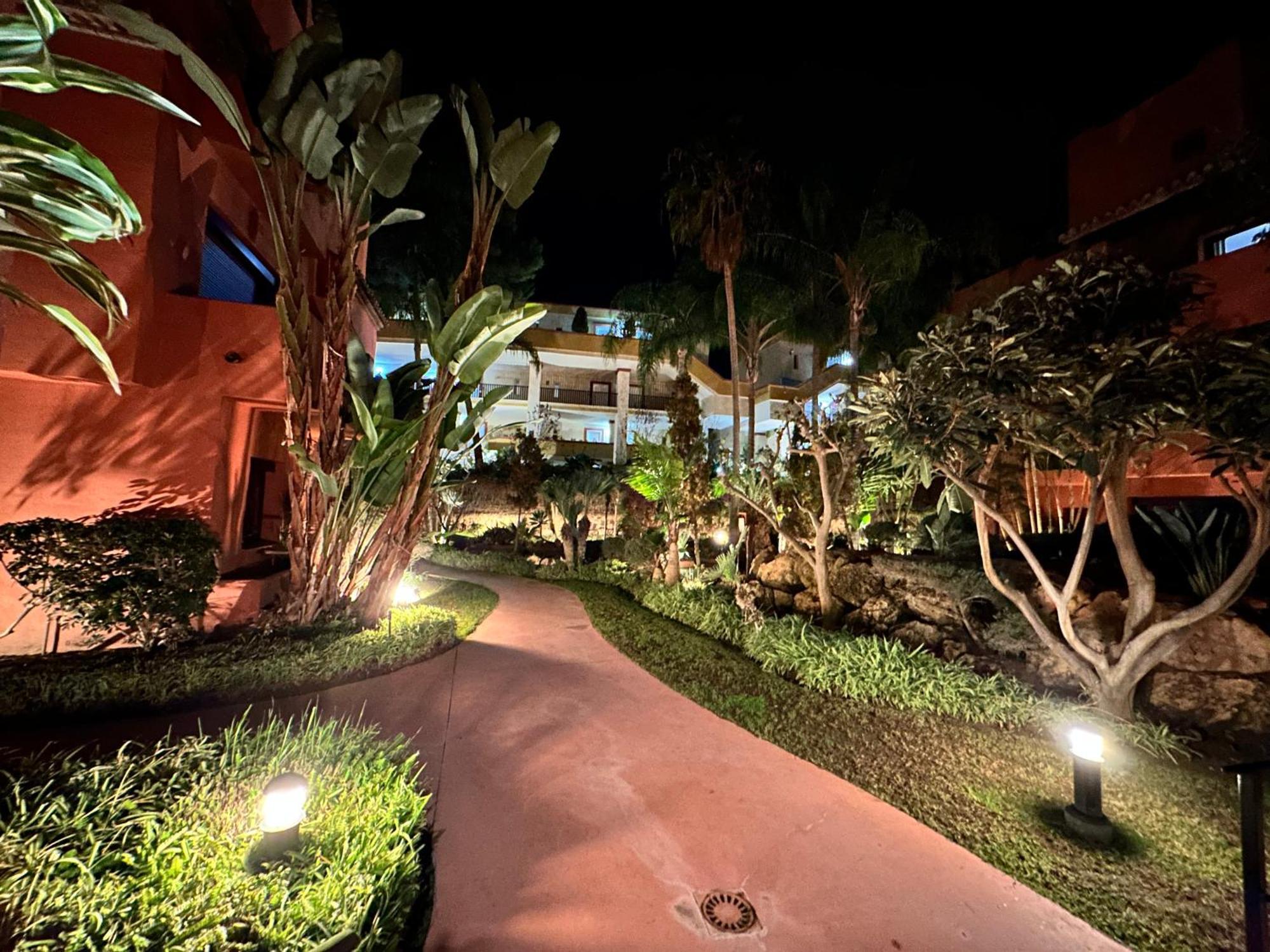 Xpce D Carlos Gardens Apartment Marbella Exteriör bild