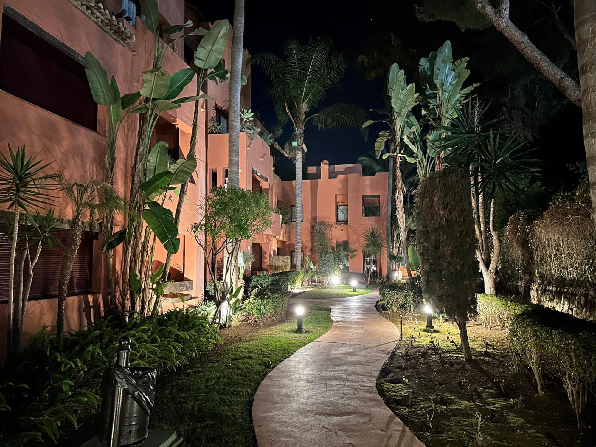 Xpce D Carlos Gardens Apartment Marbella Exteriör bild